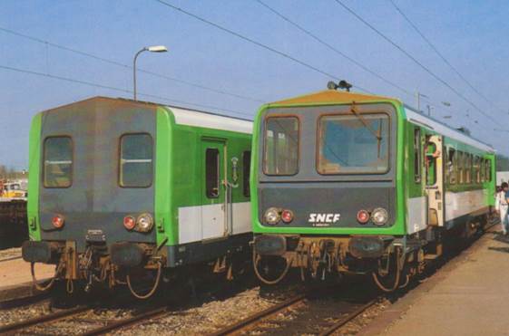 CHEMINS DE FER - BREAUTE-BEUZEVILLE - CPM - ARRIVEE DE L'AUTORAIL X AB 92201 EN GARE EN PROVENANCE DE FECAMP LE 16 MAI.. - France