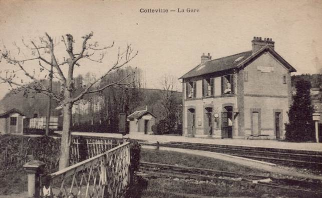 COLLEVILLE : La Gare - France